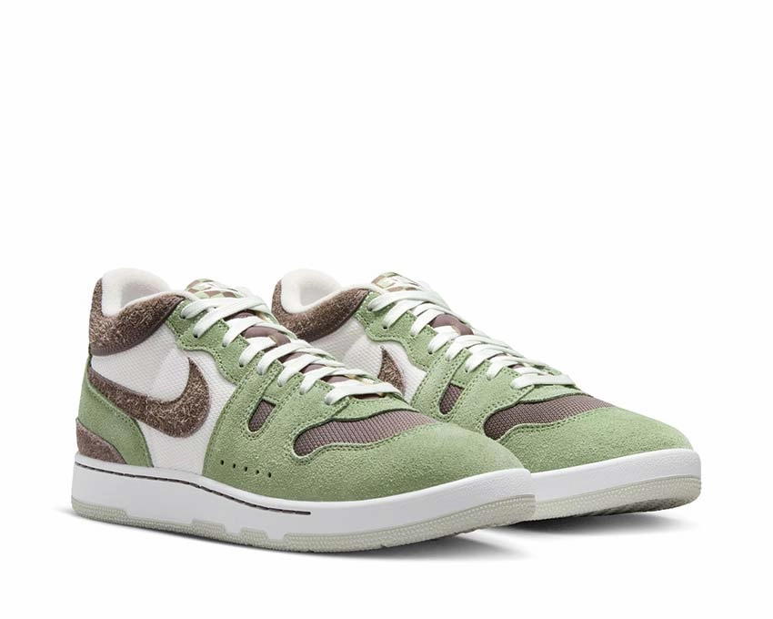 Nike Attack Nike Men??s everyday sneakers