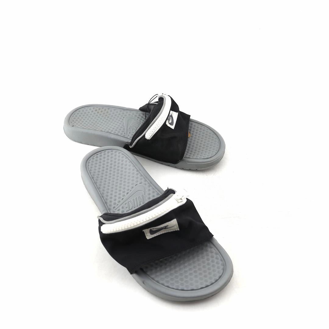 NIKE  BENASSI JDI Nike running shoe close-ups