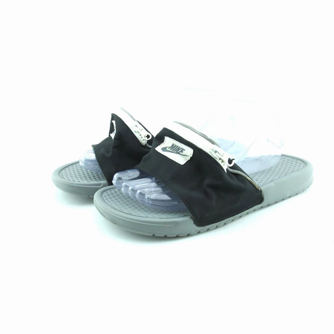 NIKE  BENASSI JDI Nike running shoe close-ups