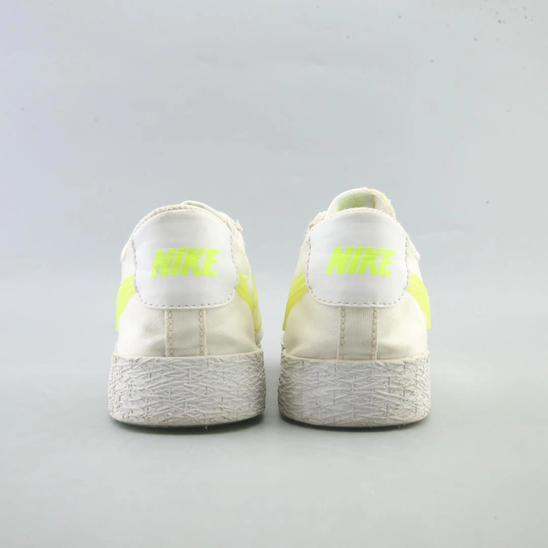NIKE BLAZER LOW POP sleek Nike sneaker angles