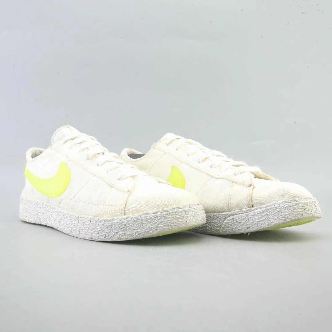 NIKE BLAZER LOW POP sleek Nike sneaker angles