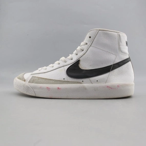 NIKE  BLAZER MID '77 Nike trendy lifestyle shoes