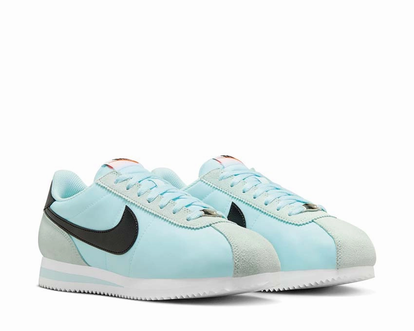 Nike Cortez TXT W Nike Women??s everyday sneakers