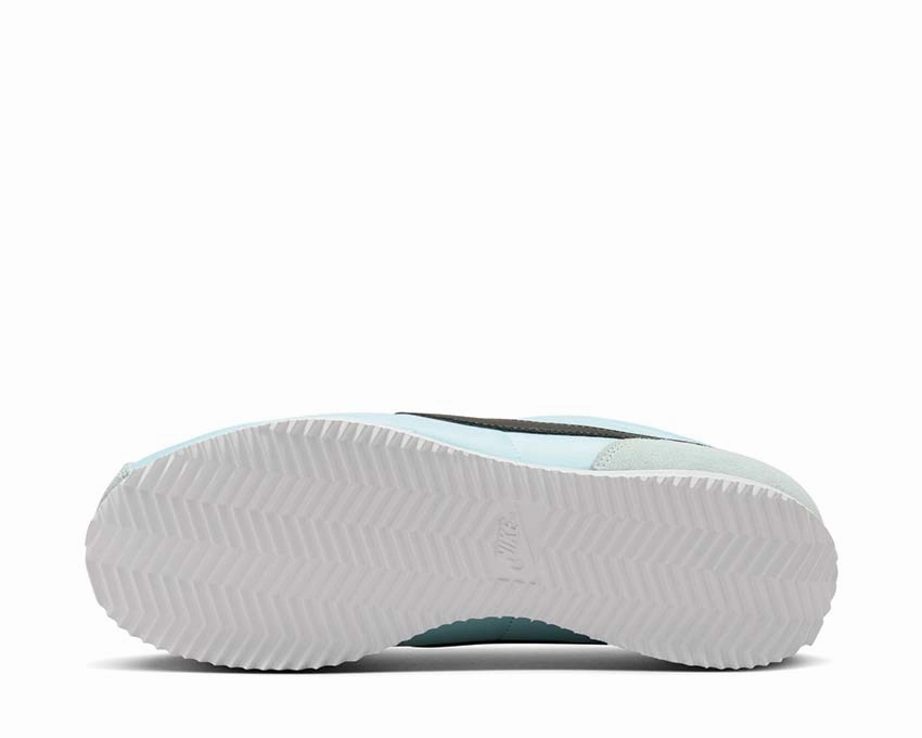 Nike Cortez TXT W Nike Women??s everyday sneakers