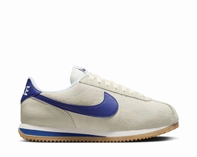 Nike Cortez W Nike women??s sneakers with sporty chic feel