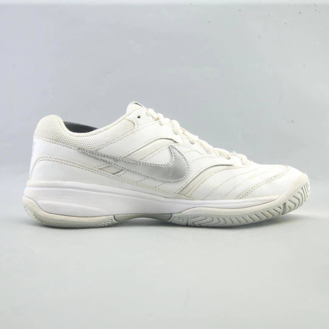NIKE COURT LITE modern Nike footwear styles