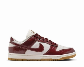 Nike Dunk Low LX W Nike women??s sneakers with sporty chic feel