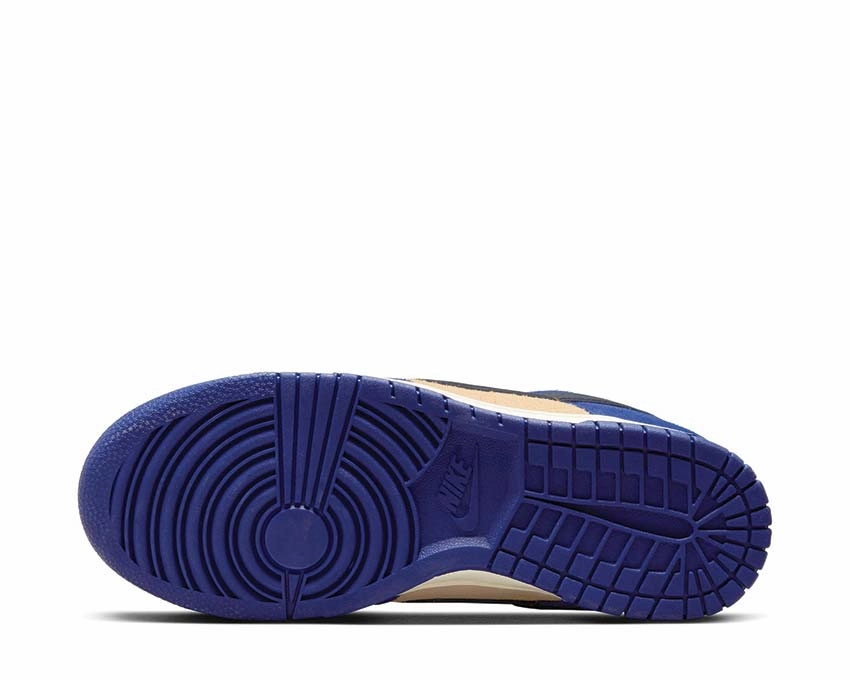 Nike Dunk Low Nike Women??s everyday sneakers