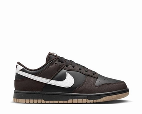 Nike Dunk Low NN W Nike women??s sneakers with sporty chic feel
