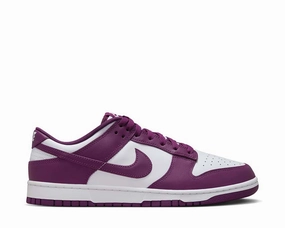 Nike Dunk Low Retro Nike men??s athletic shoes with versatile design