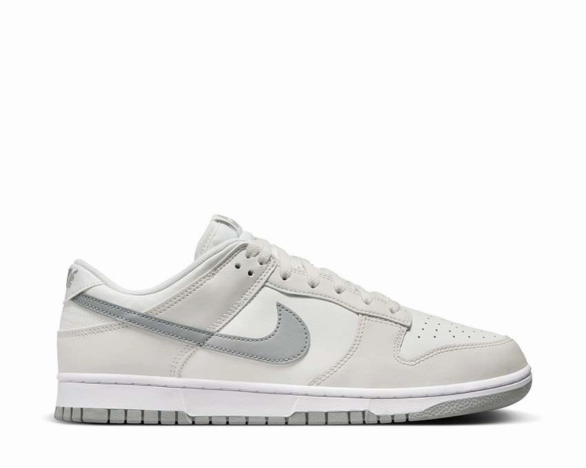 Nike Dunk Low Retro Nike men??s athletic shoes with versatile design