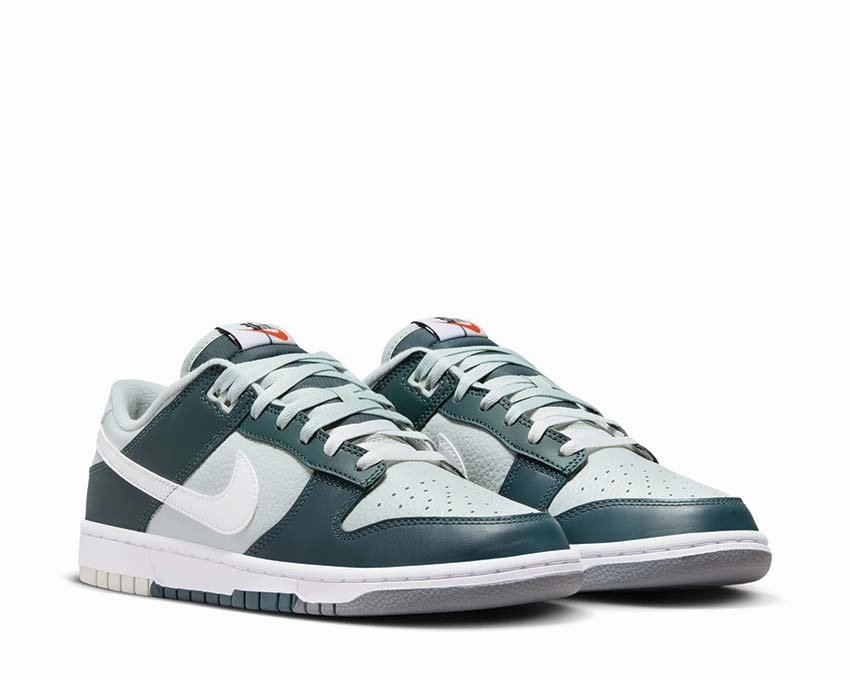 Nike Dunk Low Retro Premium Nike Men??s everyday sneakers