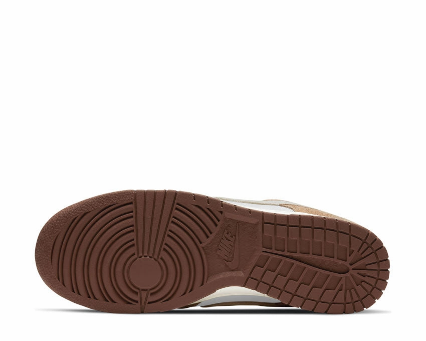 Nike Dunk Low Retro Premium "Curry" Nike Men??s everyday sneakers