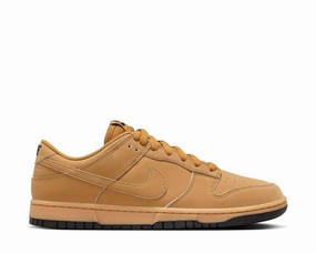 Nike Dunk Low Retro SE "Wheat" Nike men??s athletic shoes with versatile design