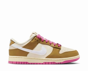 Nike Dunk Low SE W Nike women??s sneakers with sporty chic feel