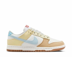 Nike Dunk Low W Nike women??s sneakers with sporty chic feel