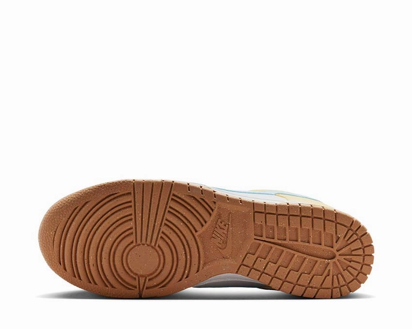 Nike Dunk Low W Nike Women??s everyday sneakers