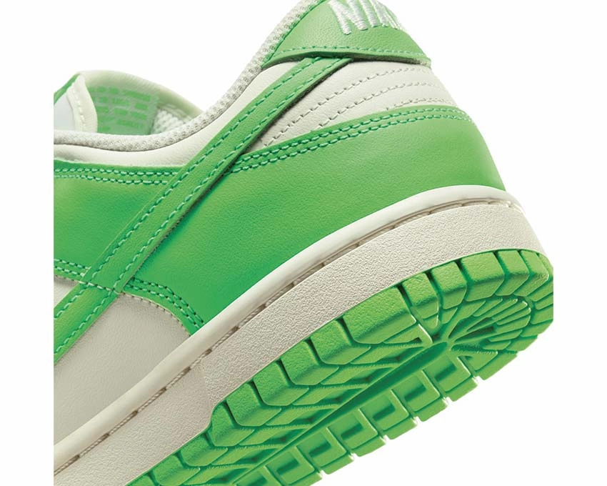 Nike Dunk Low W "Green Strike" Nike Women??s everyday sneakers