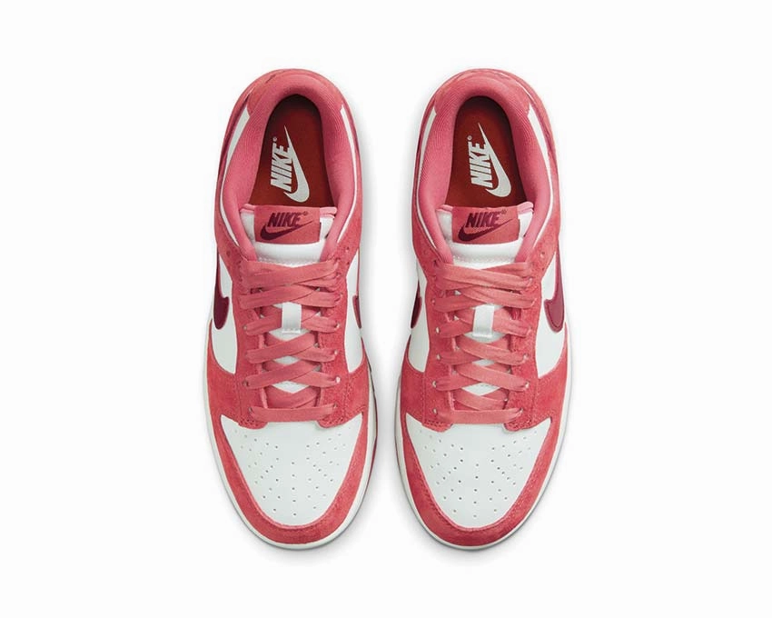 Nike Dunk Low W V.Day Nike Women??s everyday sneakers