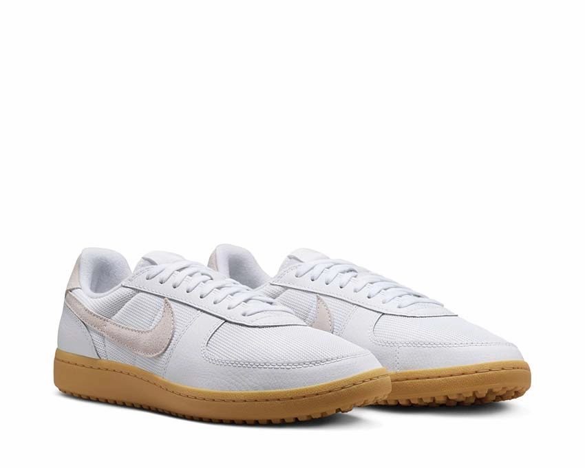 Nike Field General 82 SP Nike Men??s athletic shoes