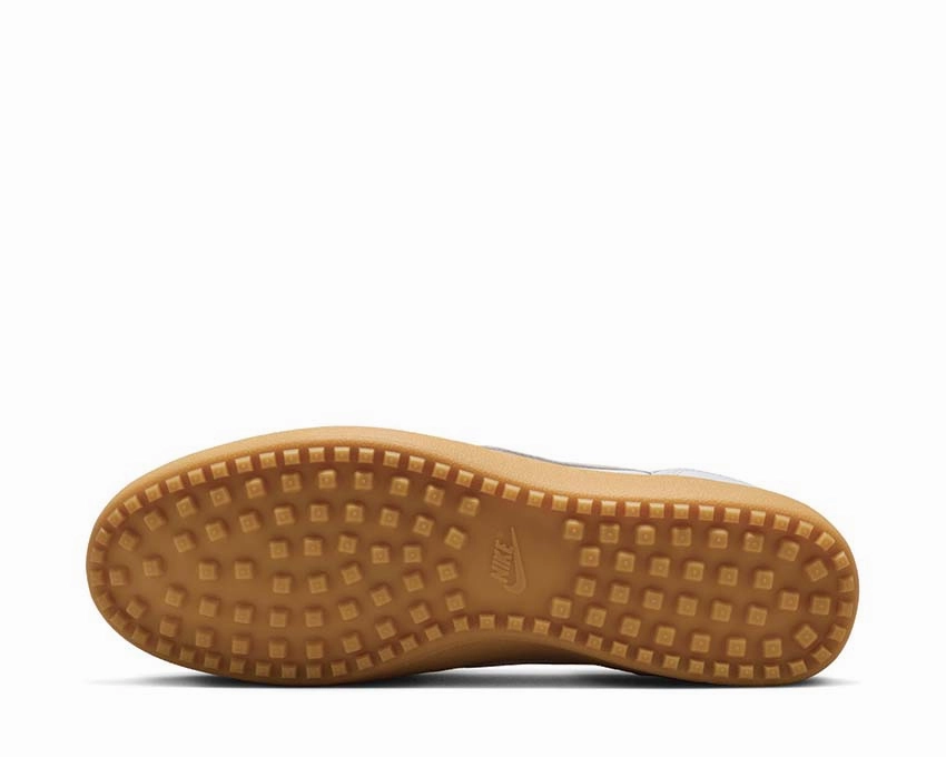 Nike Field General 82 SP Nike Men??s athletic shoes