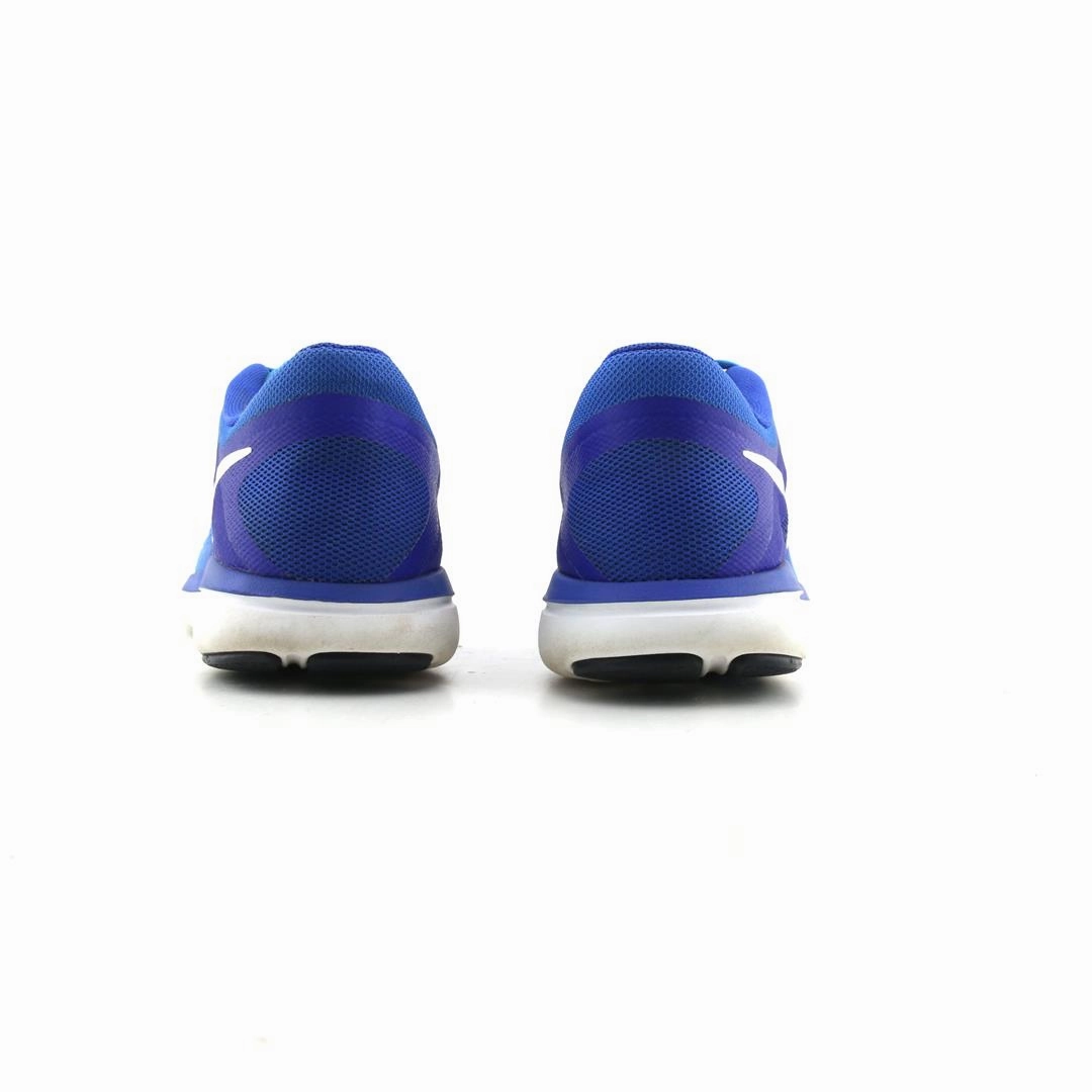 NIKE  FLEX 2016 RN sleek Nike sneaker angles
