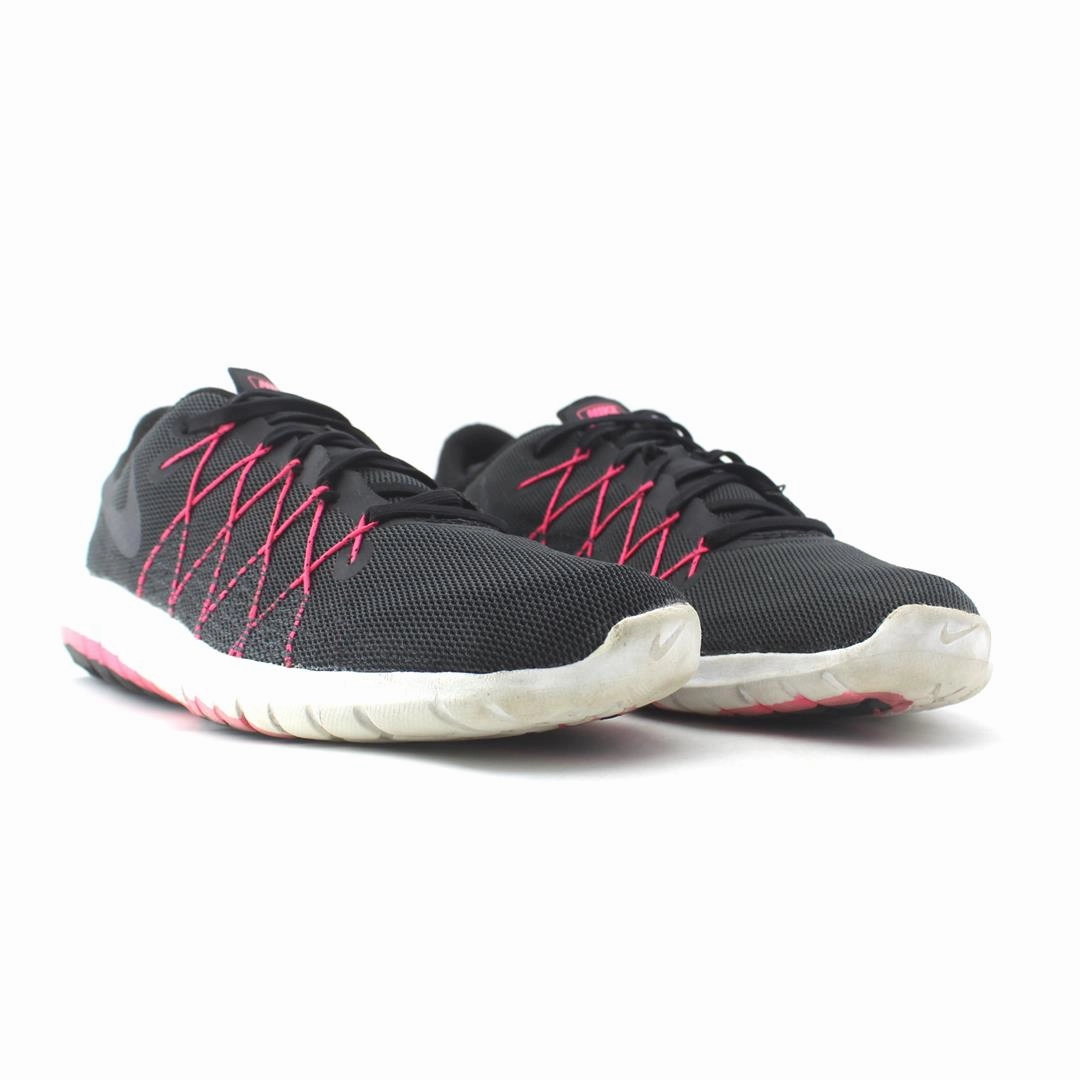 NIKE  FLEX FURY 2 modern Nike footwear styles