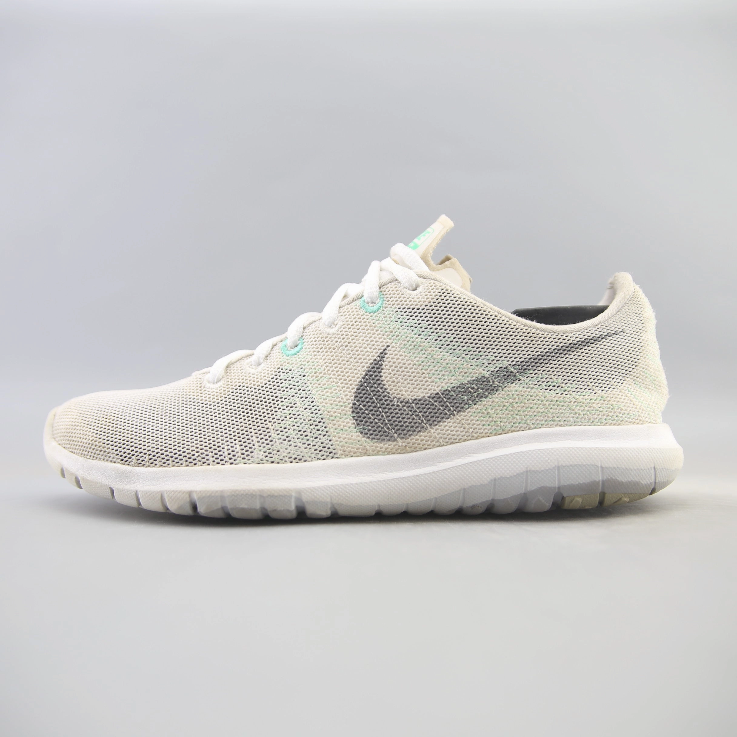 NIKE  FLEX FURY Nike iconic sport shoe silhouettes