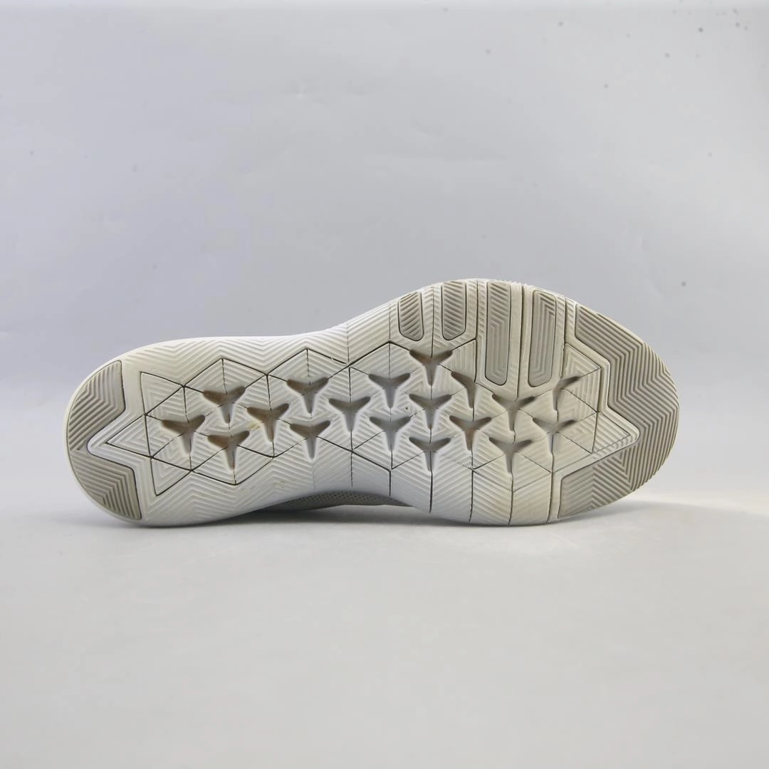 NIKE FLEX TR 6 modern Nike footwear styles