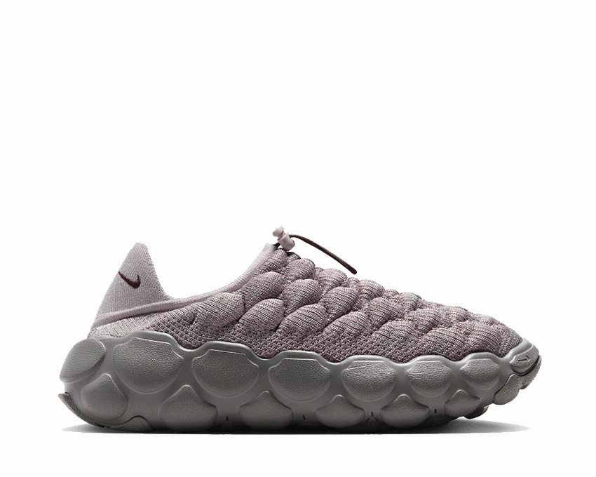 Nike Flyknit Haven W Nike women??s sneakers with sporty chic feel