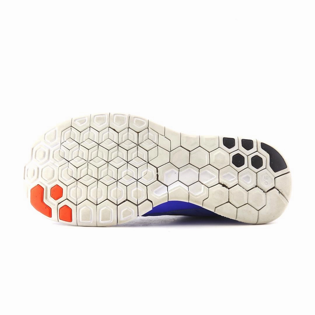 NIKE FREE 5.0 sleek Nike sneaker angles