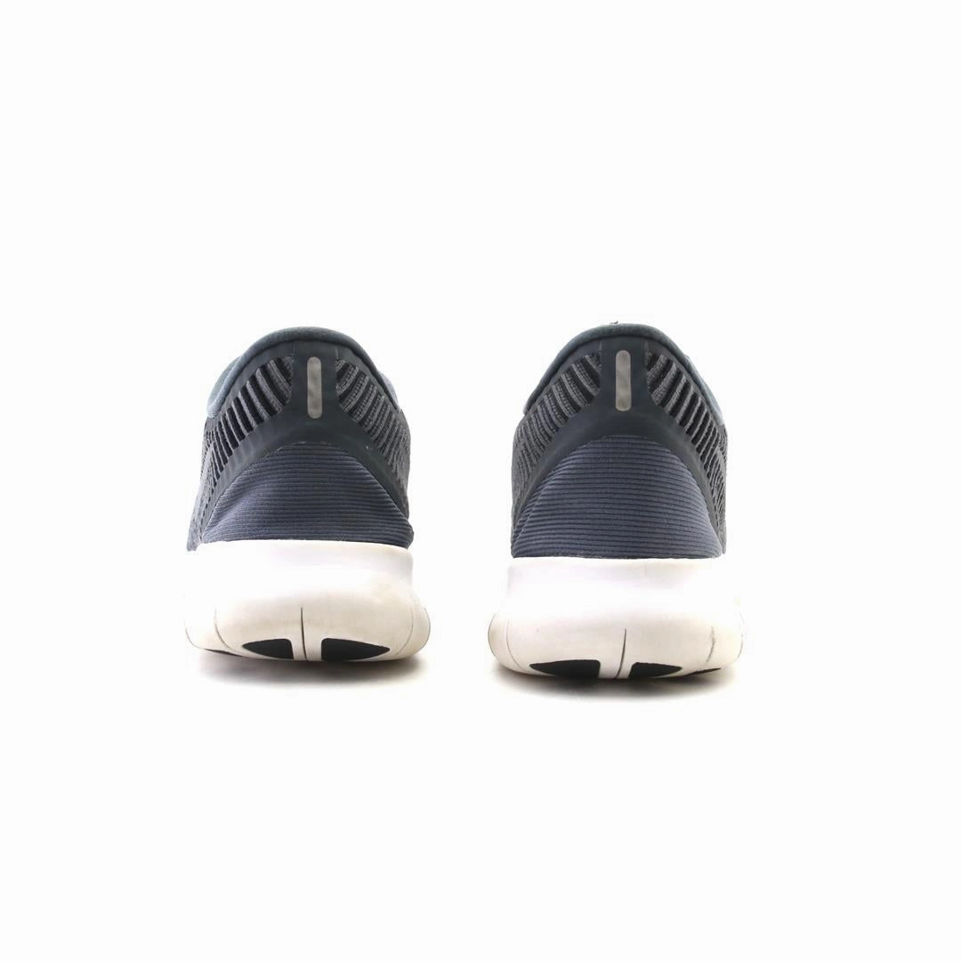 NIKE FREE RN CMTR modern Nike footwear styles