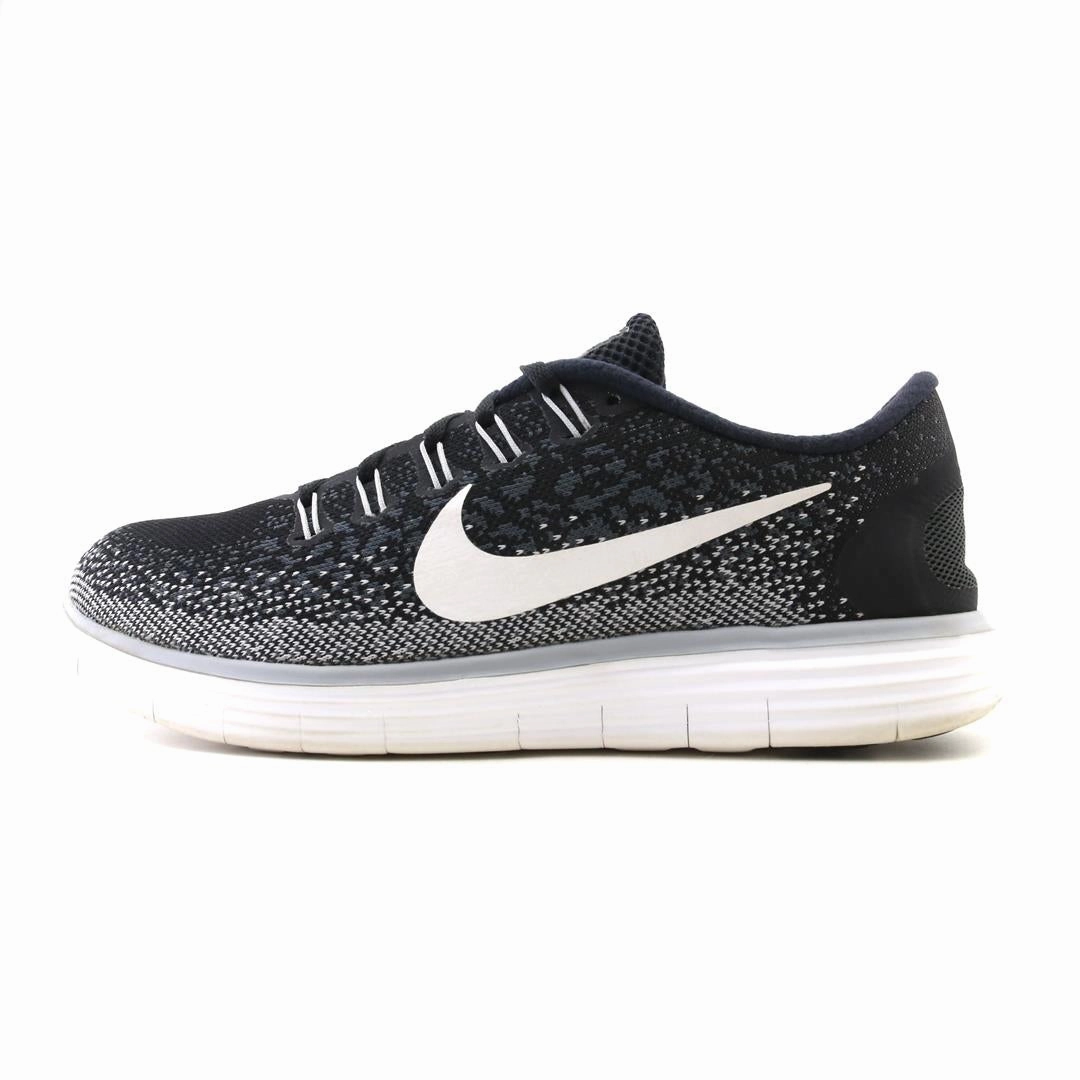 NIKE  FREE RN DISTANCE Nike iconic sport shoe silhouettes