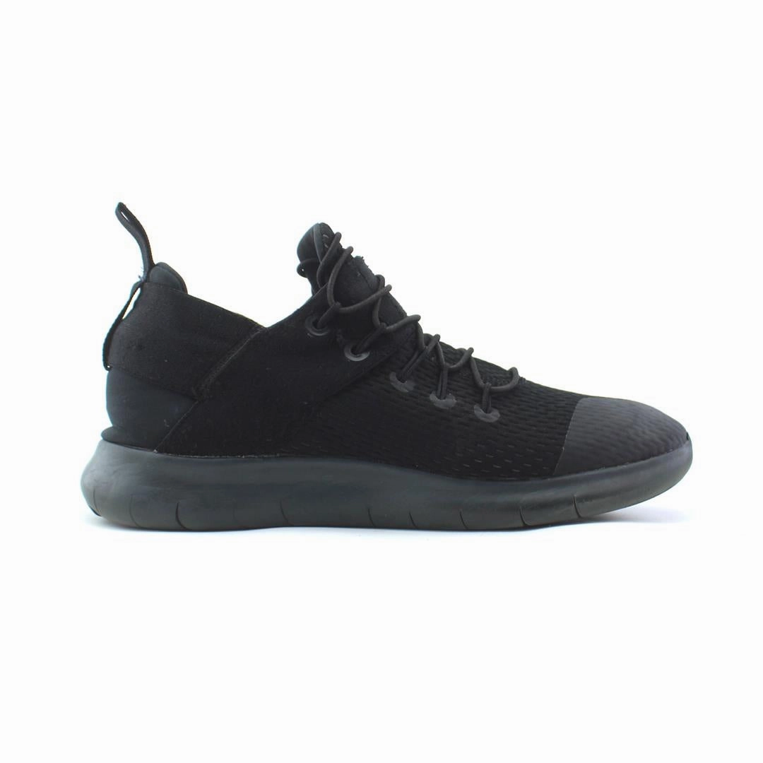 NIKE FREE RN vibrant Nike shoe colors