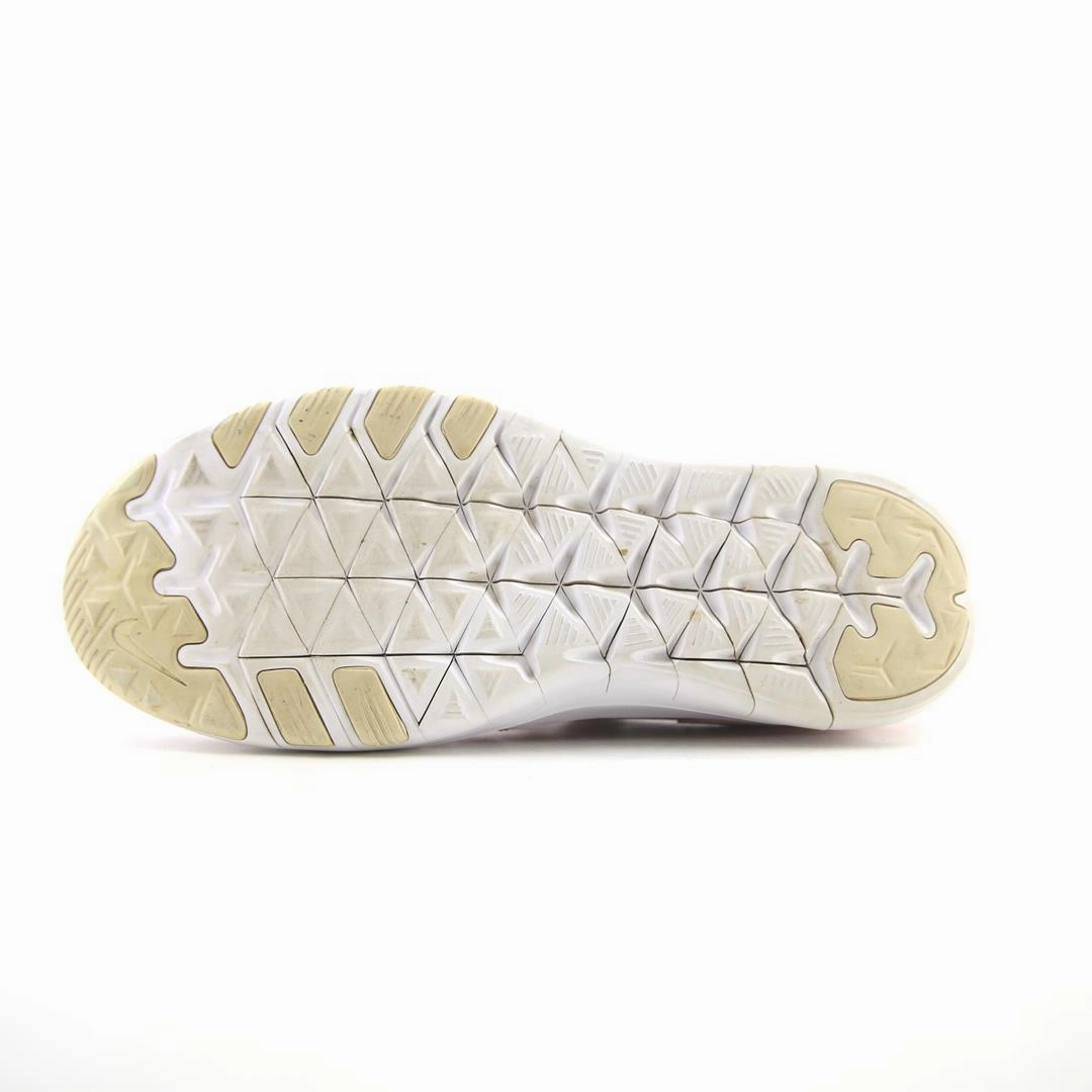 NIKE FREE TR 7 vibrant Nike shoe colors