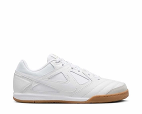 Nike Gato Nike men??s athletic shoes with versatile design
