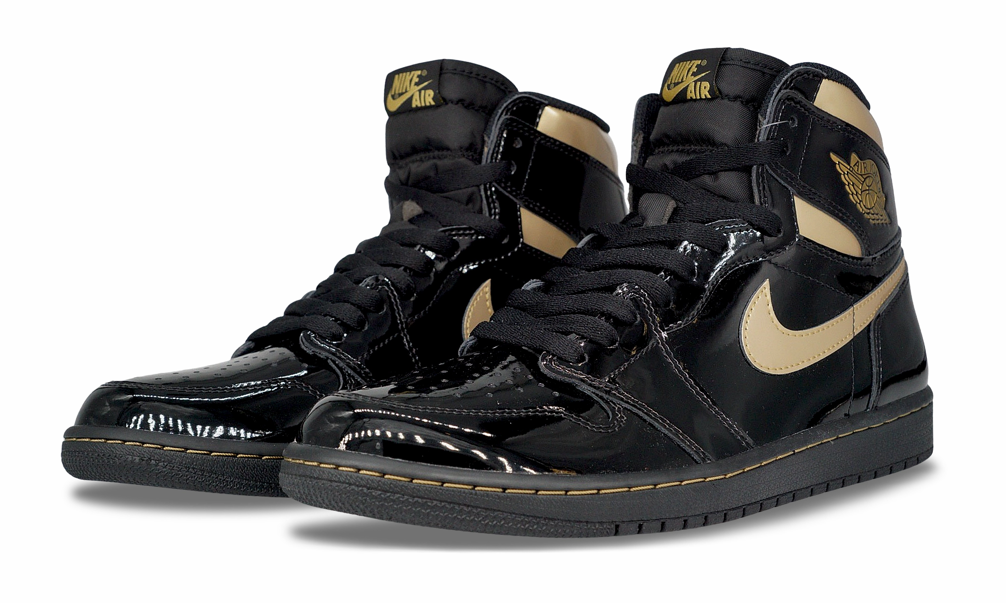 Nike Jordan 1 Retro High OG Black Metallic Gold 2020 (555088-032) Men 8-12 Heritage-inspired daily shoes