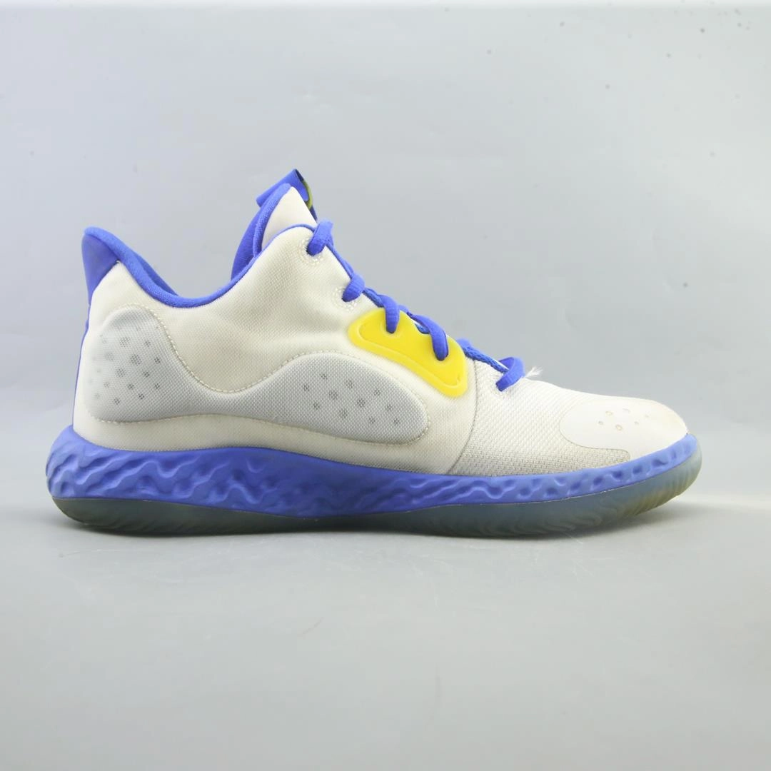 NIKE KD TREY 5 VII modern Nike footwear styles