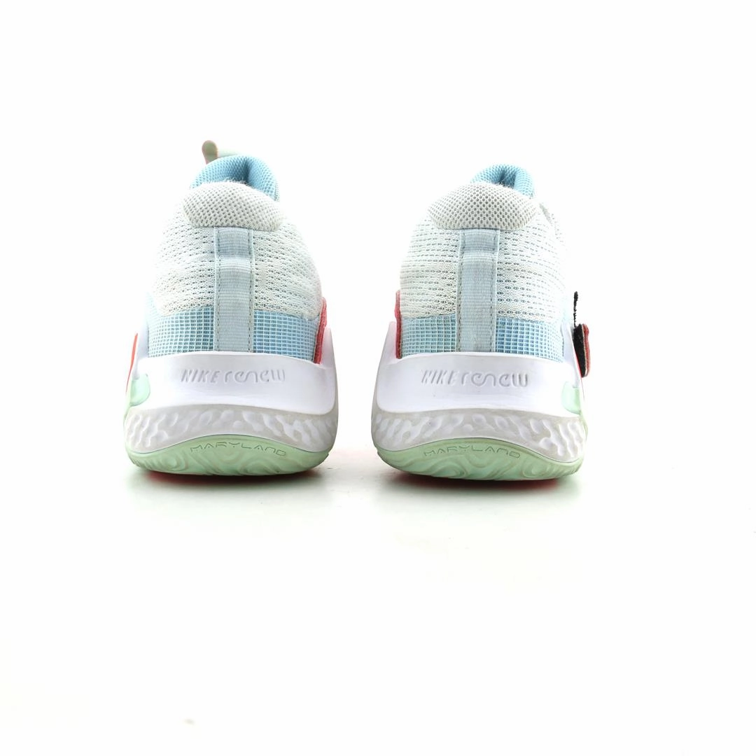 NIKE KD TREY 5 X sleek Nike sneaker angles