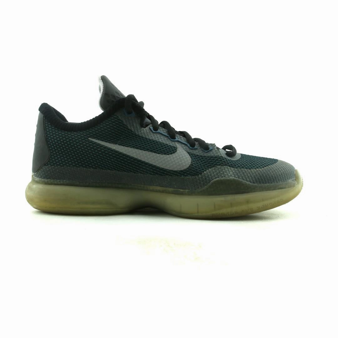 NIKE KOBE BRYANT X 10 modern Nike footwear styles