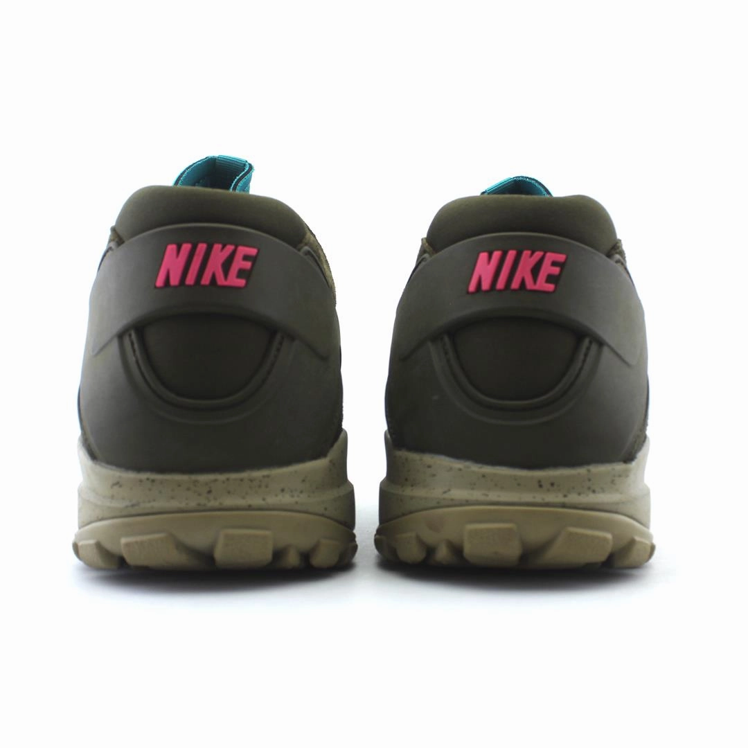NIKE KOTH ULTRA LOW vibrant Nike shoe colors