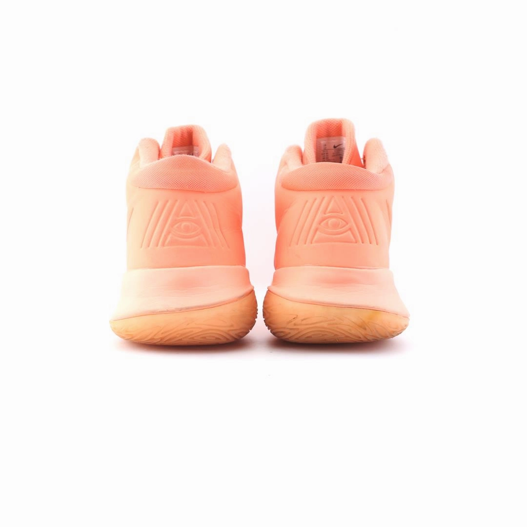 NIKE KYRIE FLYTRAP 4 Nike casual shoe imagery