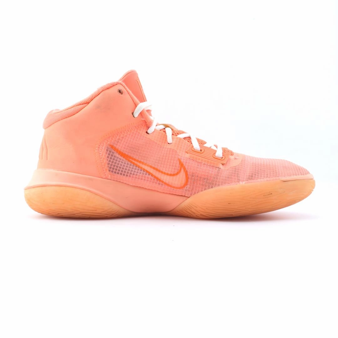 NIKE KYRIE FLYTRAP 4 Nike casual shoe imagery