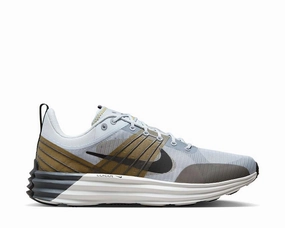 Nike Lunar Roam Nike men??s athletic shoes with versatile design