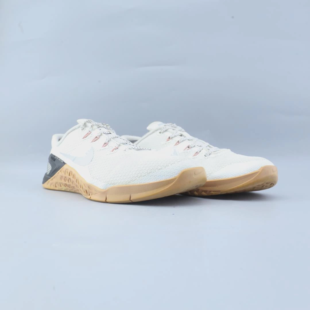 NIKE  METCON 4 Nike casual shoe imagery