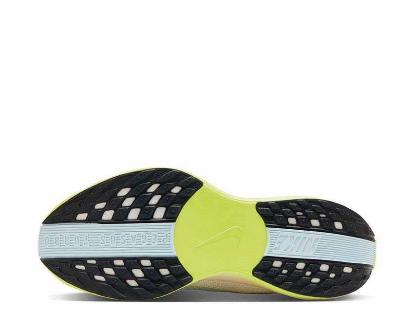 Nike Pegasus Plus CN Nike Men??s athletic shoes