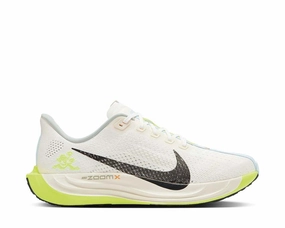 Nike Pegasus Plus CN Nike men??s athletic shoes with versatile design