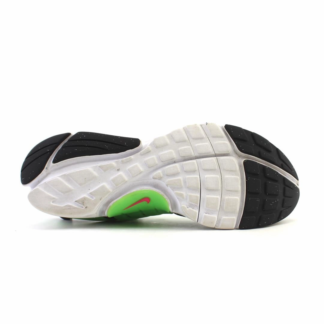NIKE  PRESTO GS vibrant Nike shoe colors
