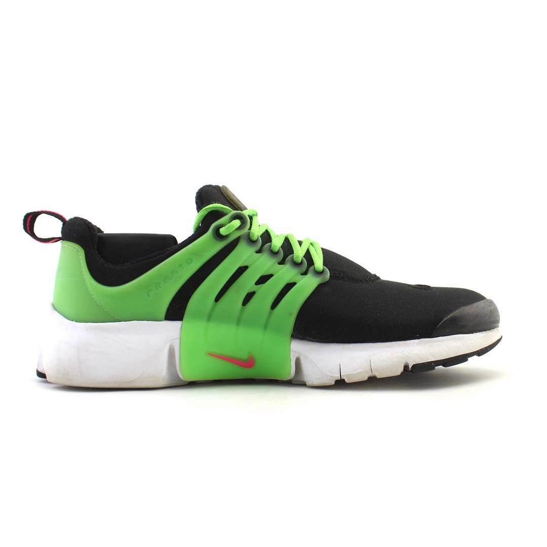 NIKE  PRESTO GS vibrant Nike shoe colors