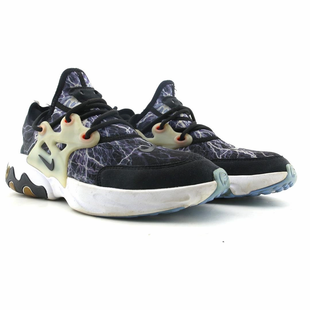 NIKE REACT PRESTO Nike performance shoe shots